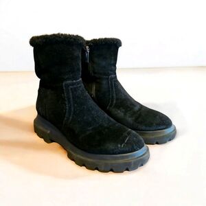 Aquatalia Kyla Waterproof Shearling Lined Suede Boots size 8.5
